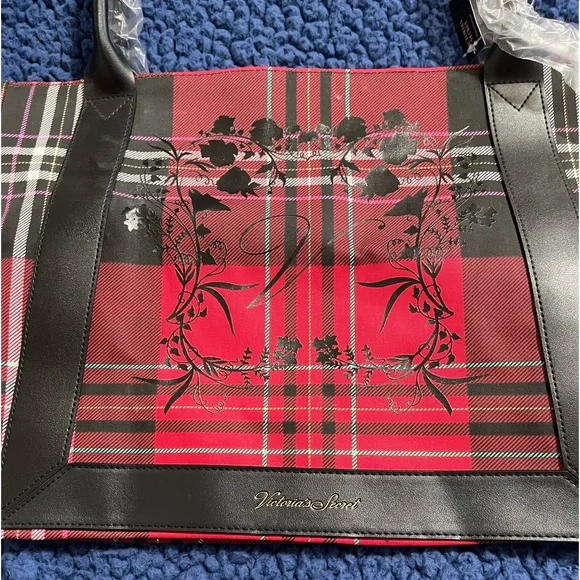 Victoria Secret Bag - Picture 3 of 13